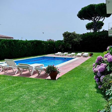 Apartamentos Rayon Du Soleil سان فيليو ذي غيشولس المظهر الخارجي الصورة