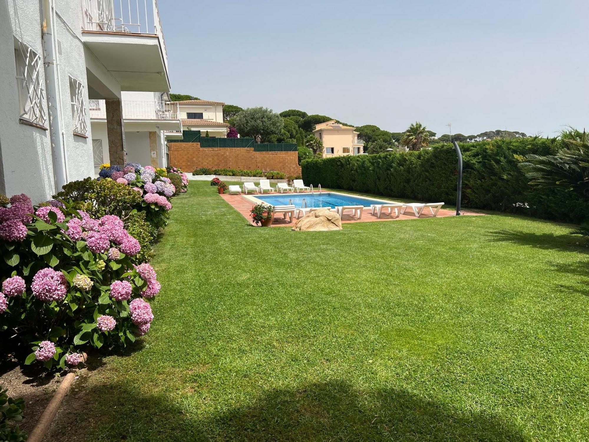 Apartamentos Rayon Du Soleil سان فيليو ذي غيشولس المظهر الخارجي الصورة